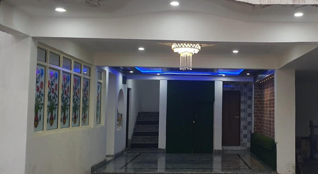 Hotel Resonance Exotic Srinagar  Exterior photo