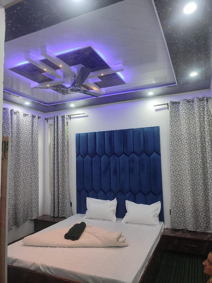 Hotel Resonance Exotic Srinagar  Exterior photo