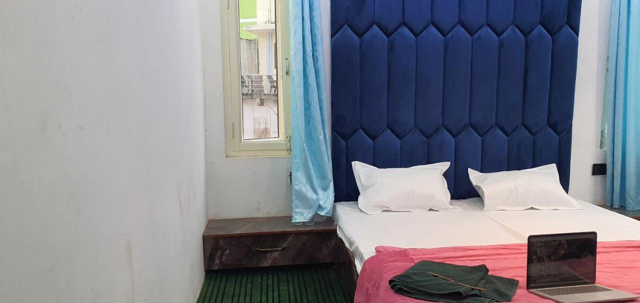 Hotel Resonance Exotic Srinagar  Exterior photo