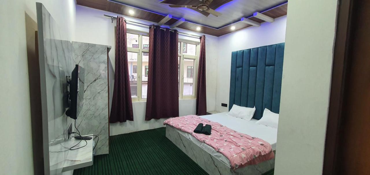 Hotel Resonance Exotic Srinagar  Exterior photo
