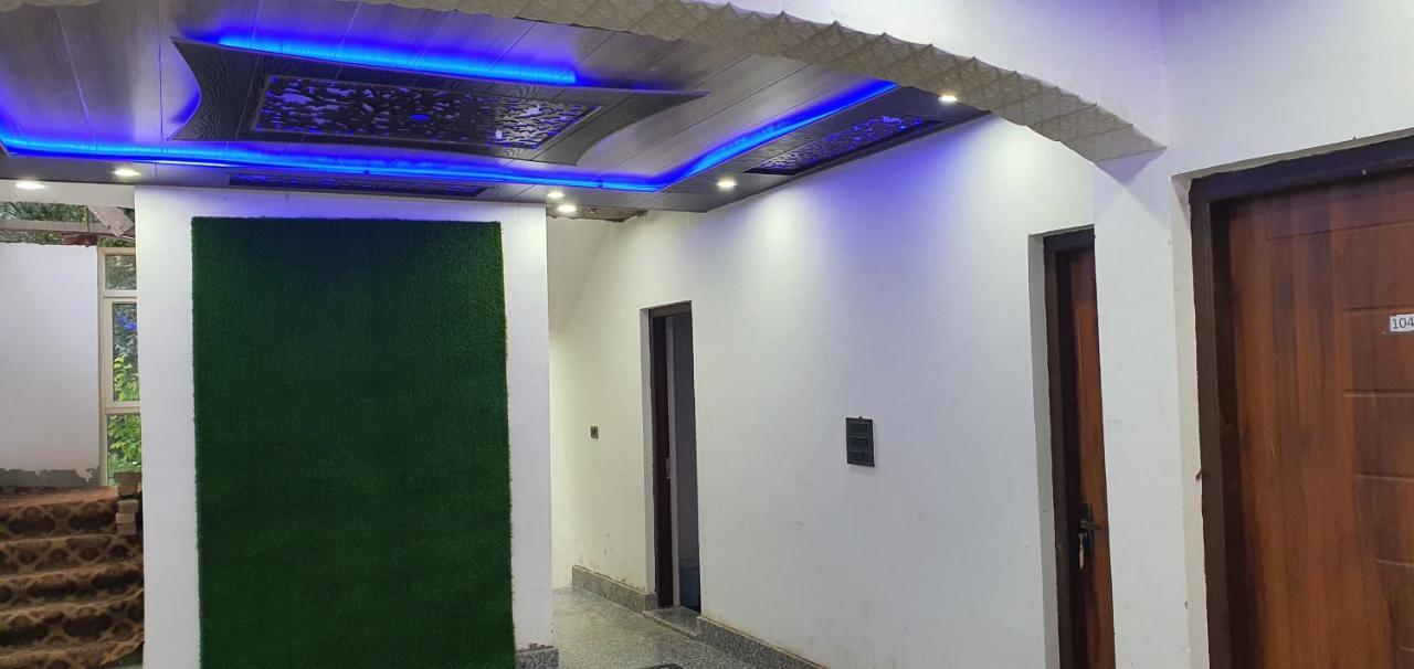 Hotel Resonance Exotic Srinagar  Exterior photo